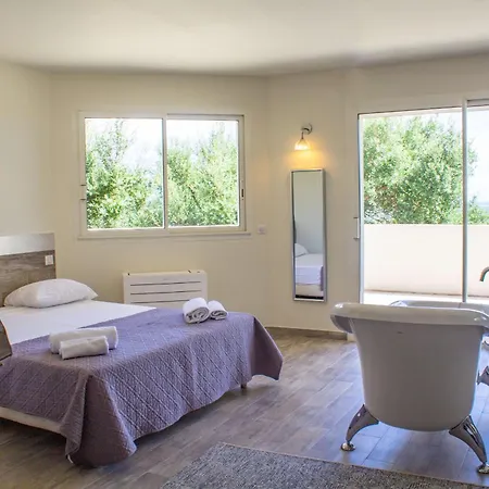 Trinidad Di Porto-vecchio